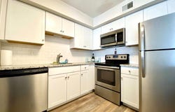 5200 HILLTOP Drive, BROOKHAVEN, PA 19015