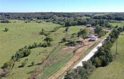 53864 170th Avenue, Chariton, IA 50049