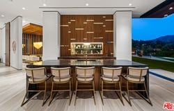 1130 Angelo Dr, Beverly Hills, CA 90210
