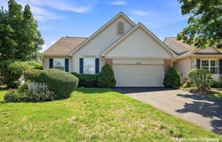 1229 E OAKWOOD Drive, Fox Lake, IL 60020