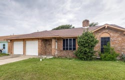 3221 Pine St, Galveston, TX 77551
