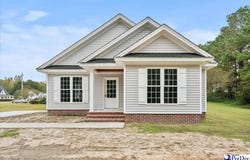 204 Luther Rogers Rd, Marion, SC 29571
