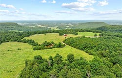 2715 CR 905, Green Forest, AR 72638