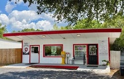 1180 S Main St, Bell, FL 32619
