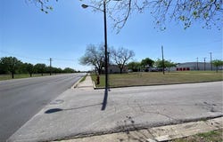 404 E Avenue D, Copperas Cove, TX 76522