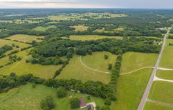 10 State Highway 32, Stockton, MO 65785