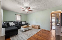 1045 177th Place, Hammond, IN 46324