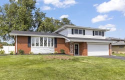 6120 W 129th Street, Palos Heights, IL 60463
