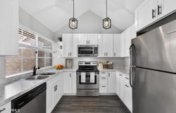 1633 E LAKESIDE Drive, Gilbert, AZ 85234
