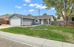 998 N Quartzite, Kuna, ID 83634