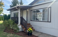 310 Pitney Lane, Junction City, OR 97448