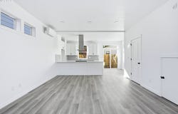 8718 SE Bybee Blvd, Portland, OR 97266