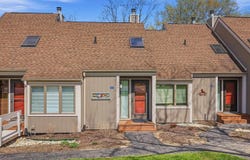 147 Plum Cove Drive, GALENA, IL 61036