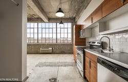 200 W Jackson Ave, Knoxville, TN 37902