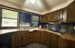 110 HUNTSBRIDGE Road, Matteson, IL 60443