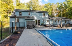 329 New Boston Rd, Sturbridge, MA 01566
