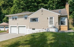 48186 Old River Bluff Road, Saint Peter, MN 56082