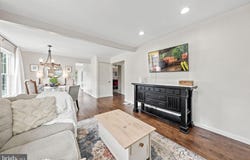 162 S FELLOWSHIP Road, MAPLE SHADE, NJ 08052