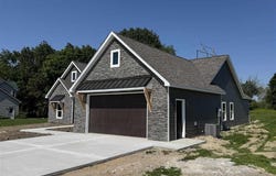 19 Golf Lane, Clinton, IN 47842