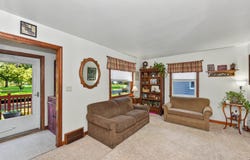 1523 E Tripoli Ave, Milwaukee, WI 53207