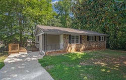2840 Somerton Drive, Morrow, GA 30260