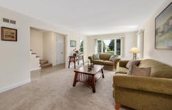 134 N 8th Avenue, Des Plaines, IL 60016