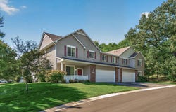 703 Maple Hills Drive, Maplewood, MN 55117