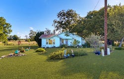 616 Lay Rd, Lockhart, TX 78644