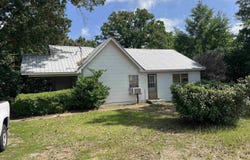 901 E Collin Raye, De Queen, AR 71832