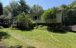 629 Carney Road, Palmerton, PA 18071