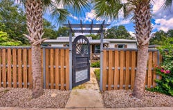 702 Ave C, Carrabelle, FL 32322