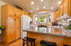 1804 Jack Nicklaus Dr, Elk Point, SD 57025