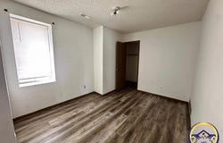 115 E Fourth St, Holton, KS 66436