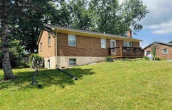 17 KEN VIEW AVE, VERONA, VA 24482
