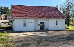 932 Main Street, Smithfield, OH 43948