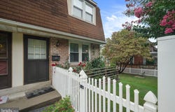1126 N FRONT Street, READING, PA 19601