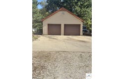 13605 Botts Road, Grandview, MO 64030