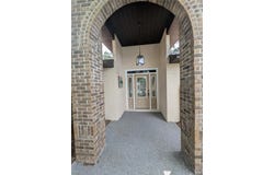 2106 WHITLOCK Place, DOVER, FL 33527