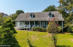 752 Aydlett Road, Aydlett, NC 27916