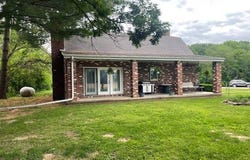 3464 Pheasant Ln, Rushville, IL 62681