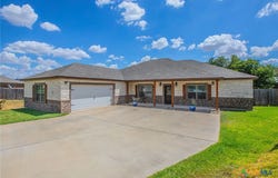 310 Ranger Blvd, Salado, TX 76571