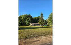 3712 E 26th Road, Chatham, MI 49816