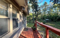 9371 Village Lane, Ozawkie, KS 66070