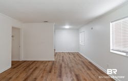 4060 Cresthaven Rd, Mobile, AL 36609