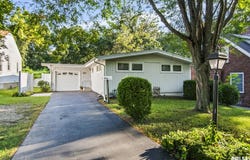 2085 W ELDORADO Street, Decatur, IL 62522