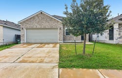 128 Lacey Oak Loop, San Marcos, TX 78666