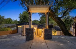30 Fair DR, SAN RAFAEL, CA 94901