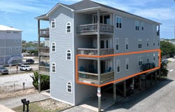 300 Carolina Beach Avenue S, Carolina Beach, NC 28428