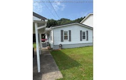 418 Second Street W, Madison, WV 25130