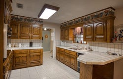 202 Clover, PALESTINE, TX 75803